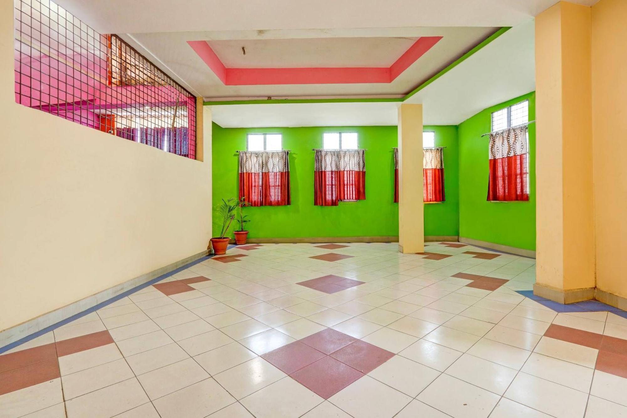 Oyo Flagship Hotel Samruddhi Lodge Nirmal  Kültér fotó